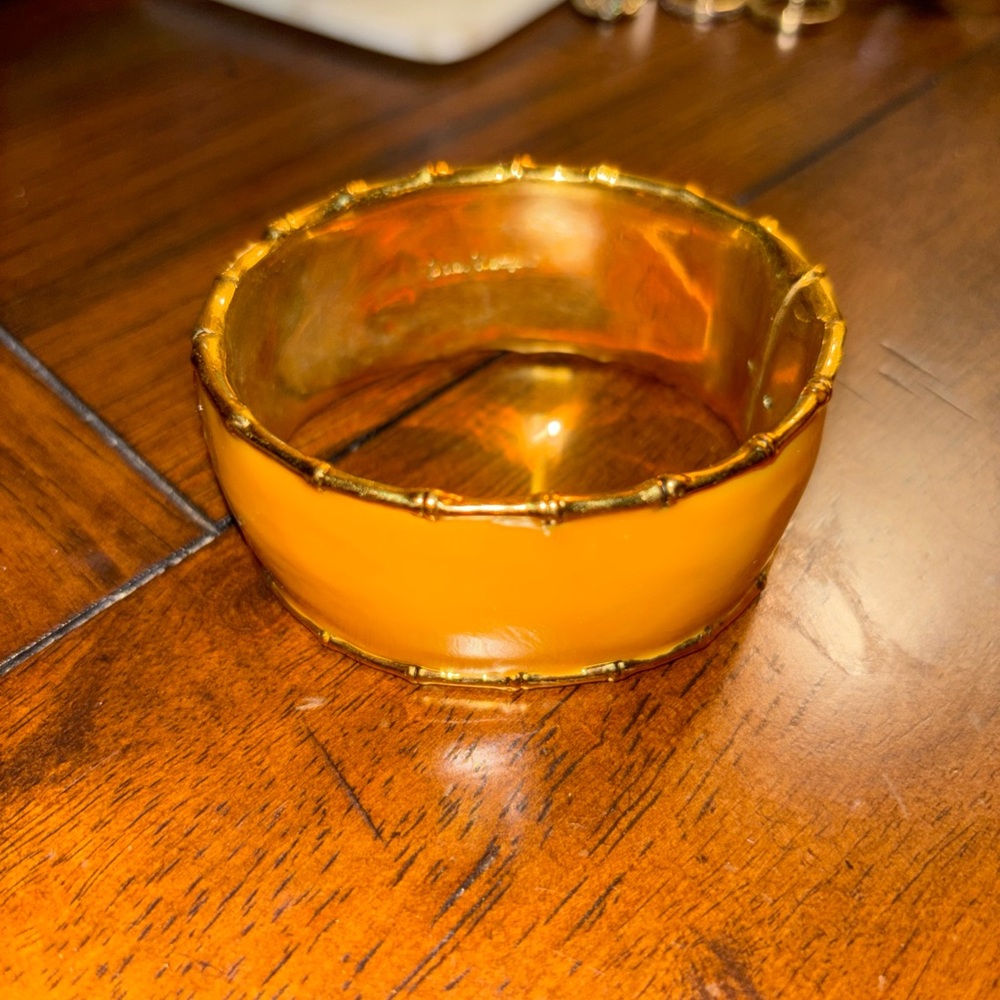 Signed Lilly Pulitzer Gold Tone Enamel Bamboo-Edge Bangle Bracelet